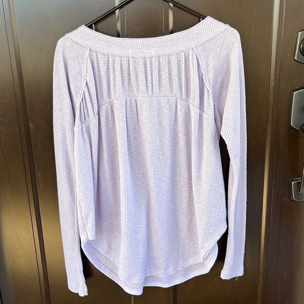 EUC Free People Must Have Henley Top - Picture 10 of 10